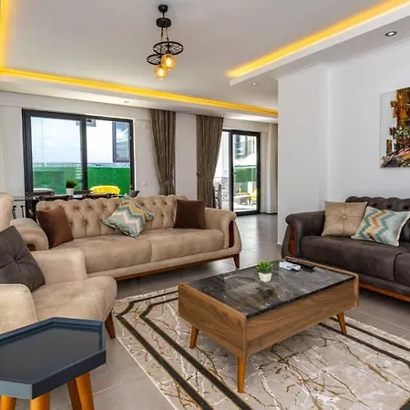 Violet - 4 Bedroom Holiday Villa in Ölüdeniz Fethiye