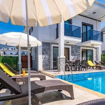 וילה Violet - 4 Bedroom Holiday Villa In Oeluedeniz