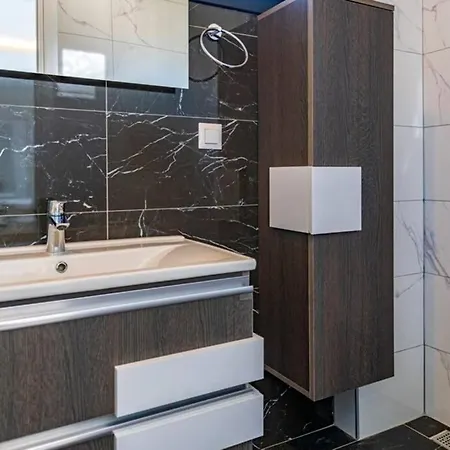 Violet - 4 Bedroom Holiday Villa In Oeluedeniz וילה